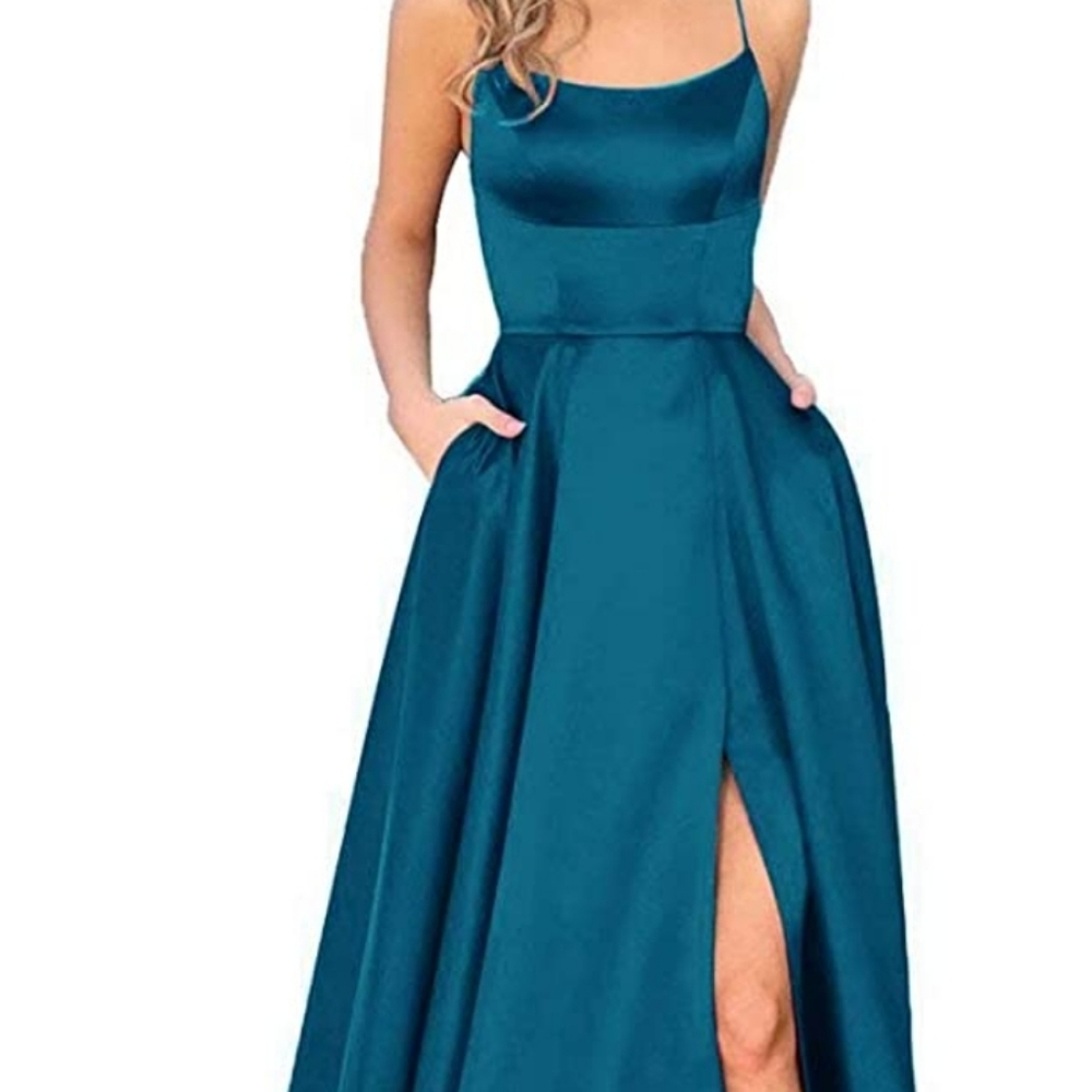 Size 8 Blue Prom Dress w/ pockets